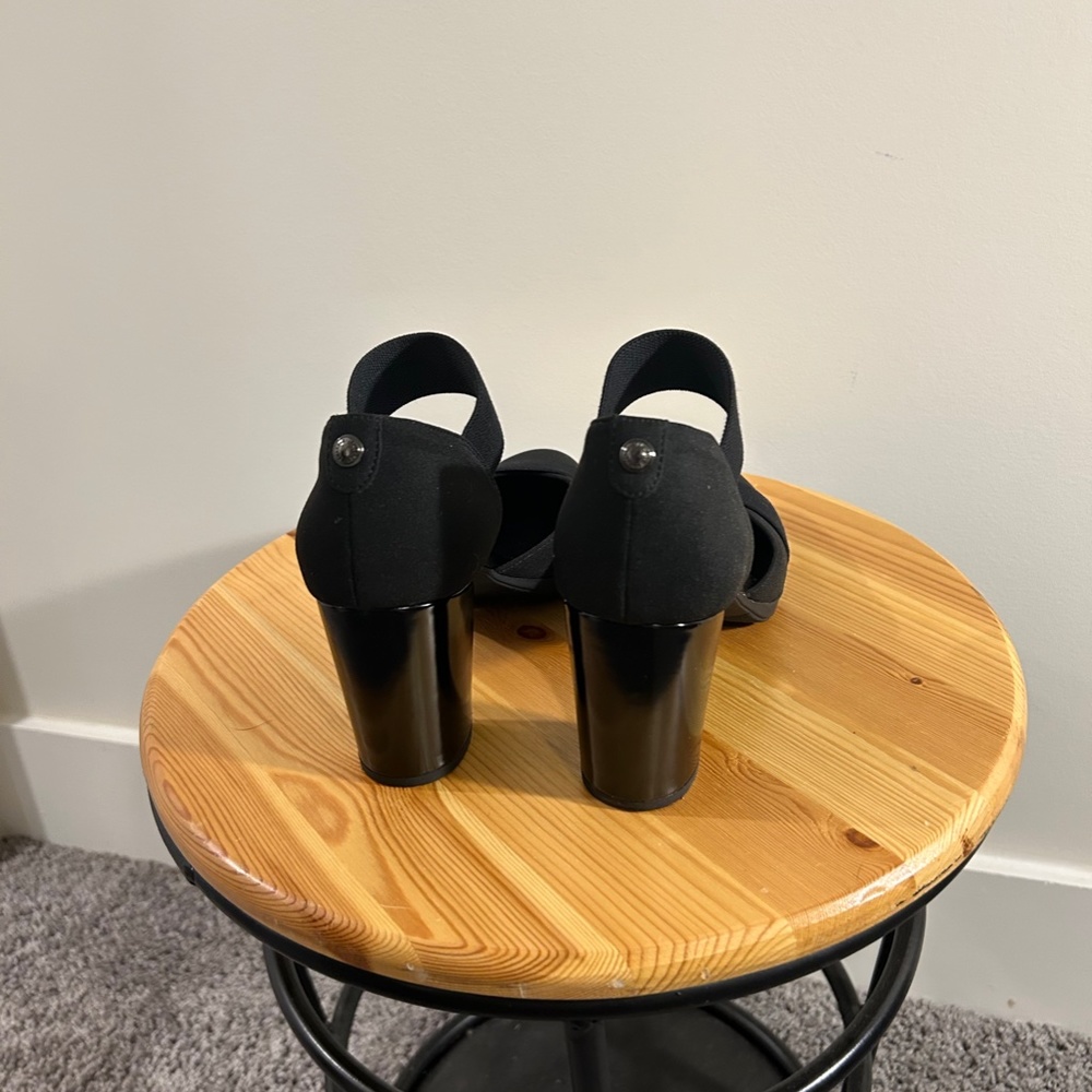 Anne Klein Black Block Heels Sz 9 - Picture 4 of 7